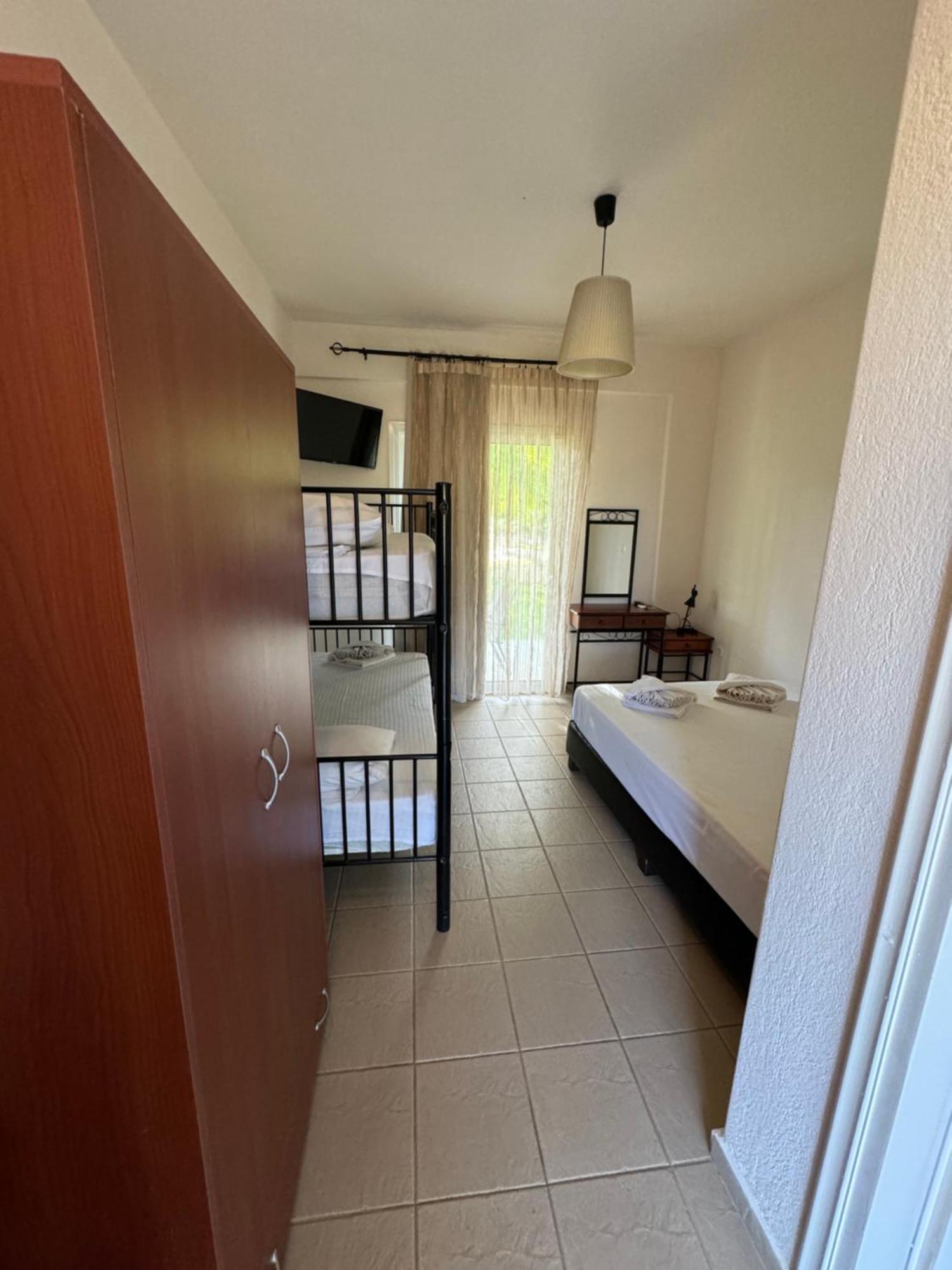 Dafnes Rooms Fourka Esterno foto