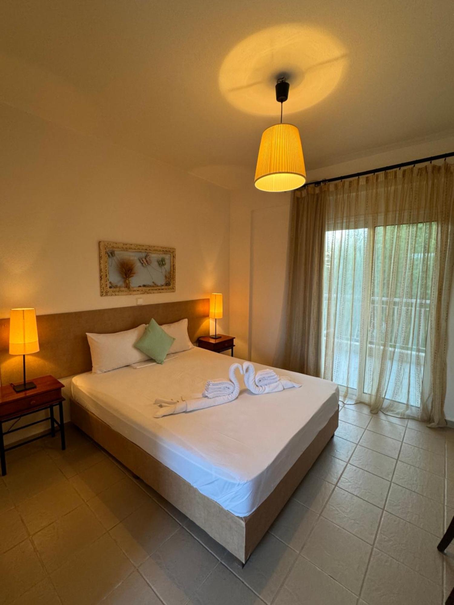 Dafnes Rooms Fourka Esterno foto