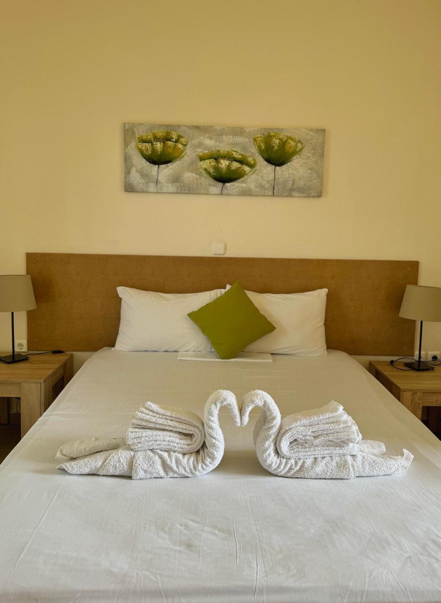 Dafnes Rooms Fourka Esterno foto